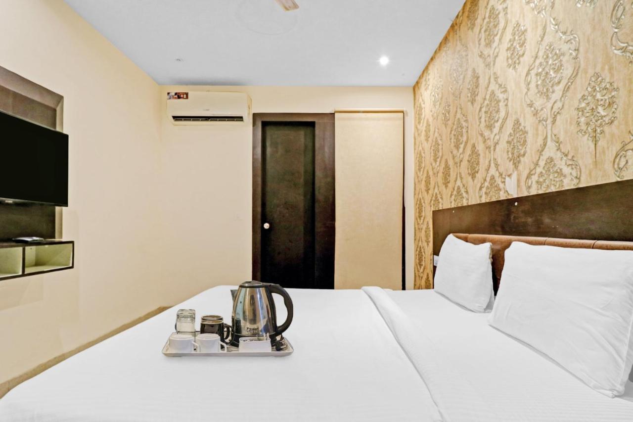 Oyo 23368 Boutique Hotel Paragon New Delhi Exterior photo